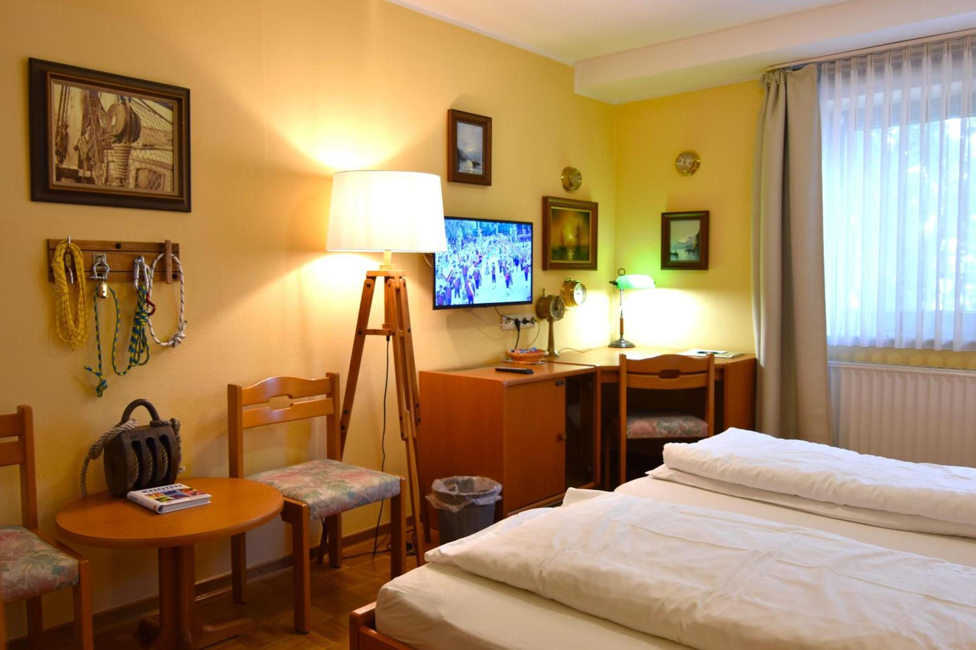 Hotel-Restaurant Zum Goldenen Stern Grossalmerode Ngoại thất bức ảnh